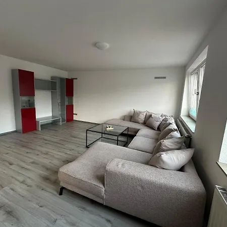 Grosse Mit Parkplatz 15 Min Von Aachen Apartment *